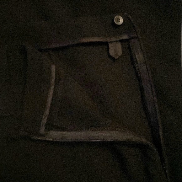 AKRIS
Carol Classic Flat-Front Pants - Picture 6 of 10